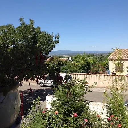 بيت ضيافة Le Beausejour قرقشونه